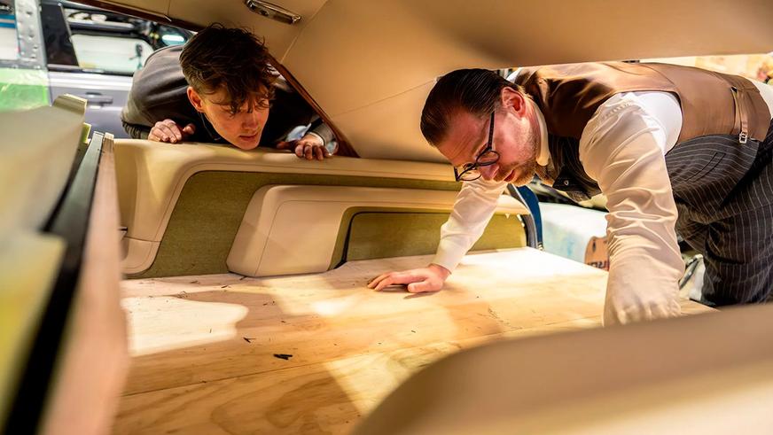 Старый Rolls-Royce Corniche стал необычным универсалом