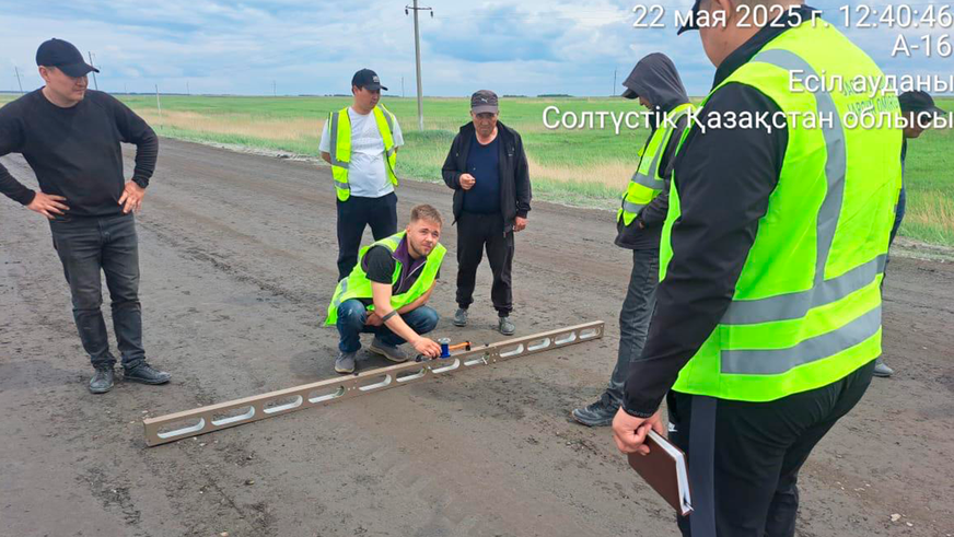 Более половины районных и городских дорог в СКО бракованные