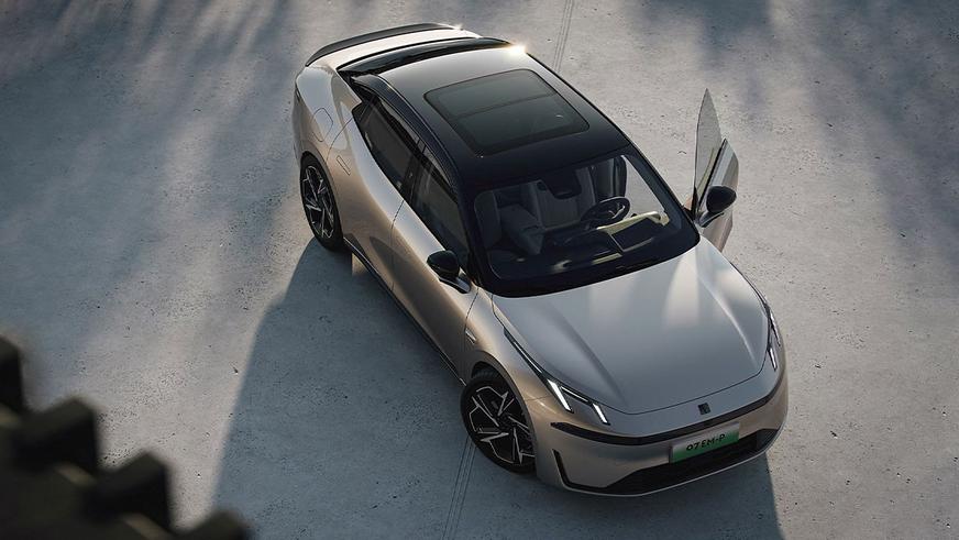 Lynk&Co начала продажи нового дальнобойного седана 07 EM-P