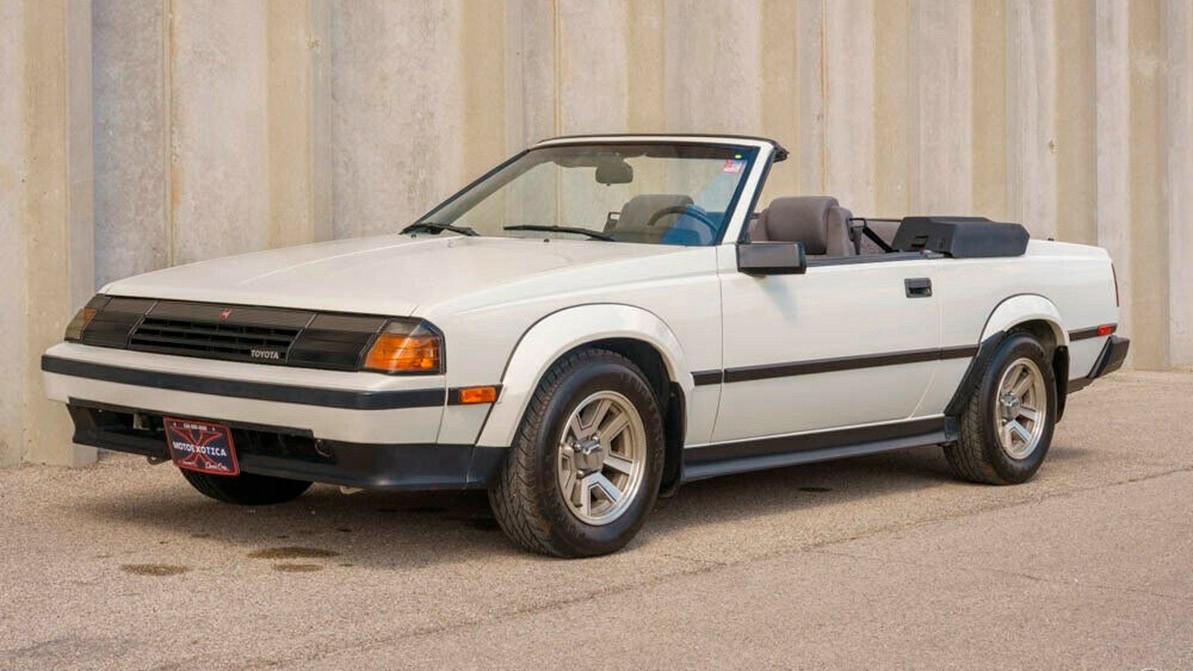 Редкая версия Toyota Celica с мизерным пробегом появилась в продаже