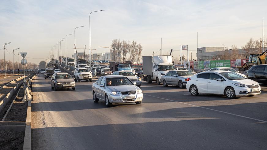 В Алматы открыли эстакаду на Кульджинском тракте