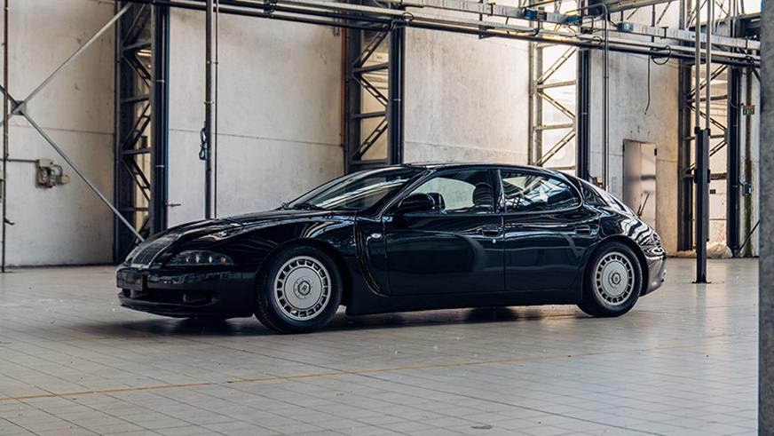 Редкий прототип седана Bugatti появился в продаже