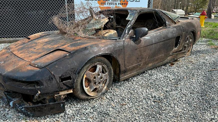 Двадцать лет под водой. Утопленную Acura NSX нашли случайно и продали