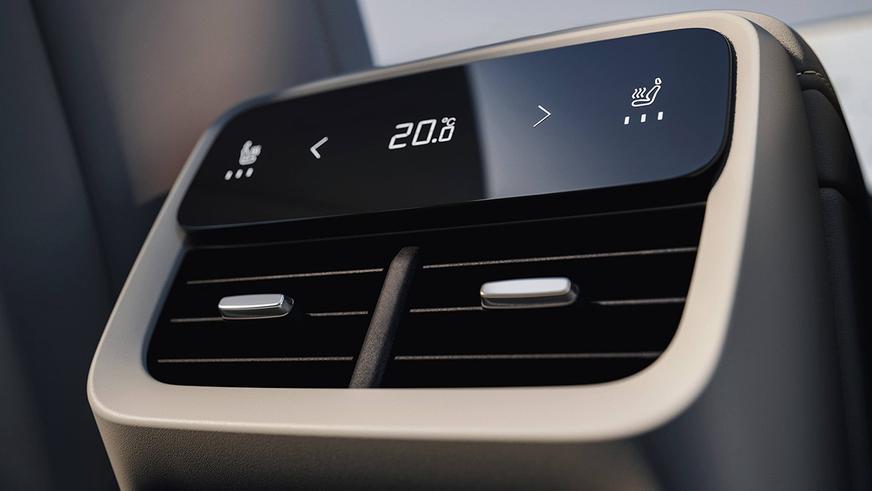 Представлен новый Volvo XC70. Теперь это кроссовер