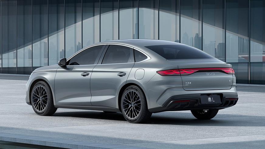 Гибридный BYD Seal 6 готовят к запуску продаж в Казахстане