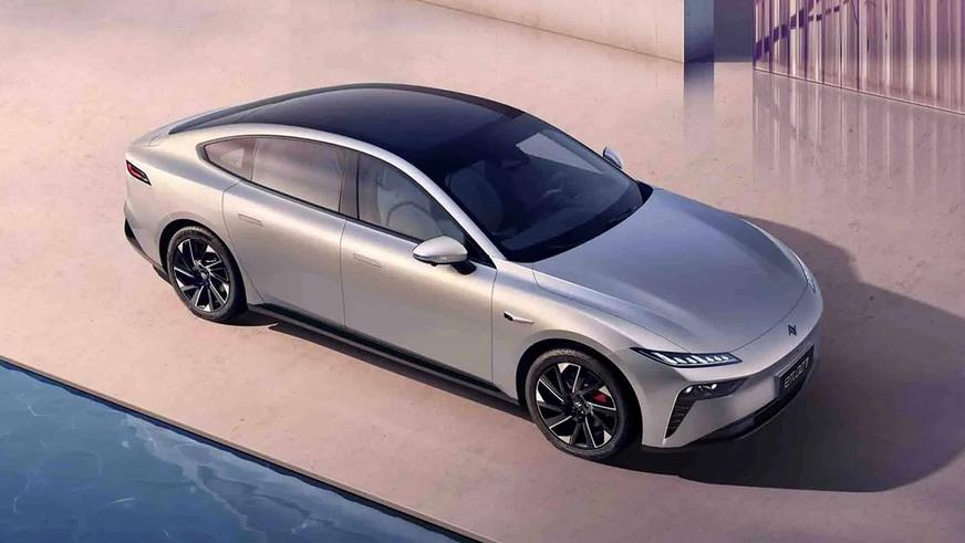 Второй 007 из Китая. Раскрыты цены электромобиль Dongfeng