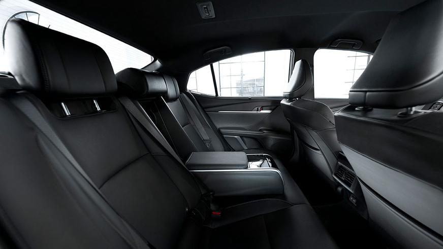 Официальная Toyota Camry 80 в Казахстане: сколько стоит?