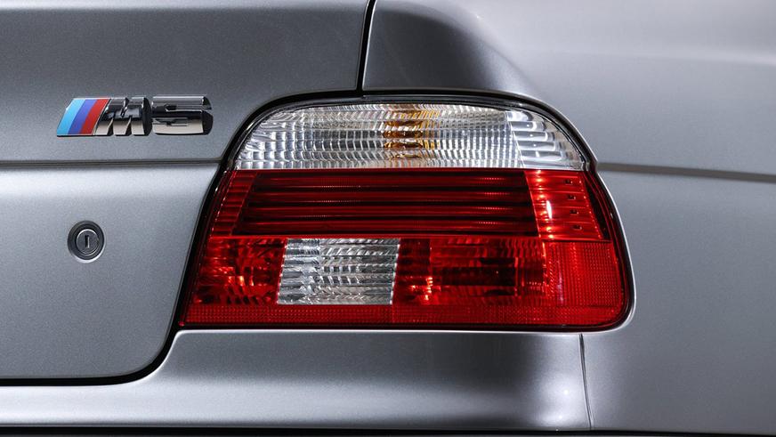 За BMW M5 (E39) готовы отдать более 100 000 долларов