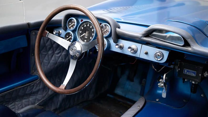 Уникальный гоночный Corvette из 1950-х оценили в 7 млн долларов