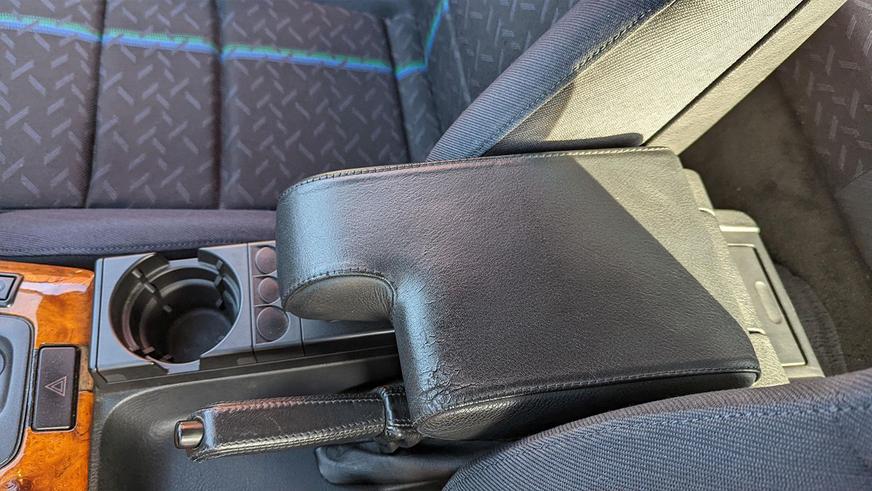 Редкий универсал BMW E36 пустят с молотка