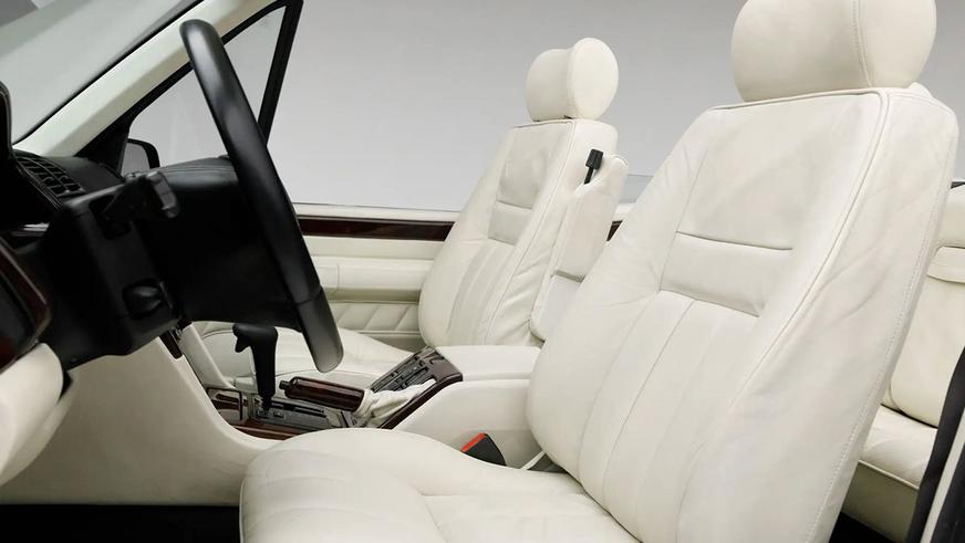 С молотка пустят Range Rover, похожий на Golf Cabriolet