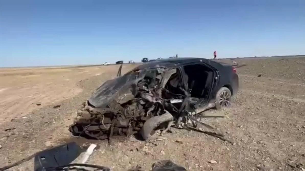 Лобовое: Corolla с Camry на трассе в Алматинской области. Пять человек погибли