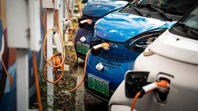 Мировая популярность электромобилей стабильно растёт