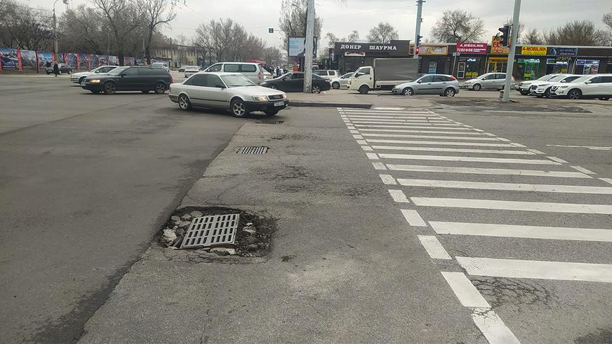 Ямочный ремонт начался на дорогах Алматы