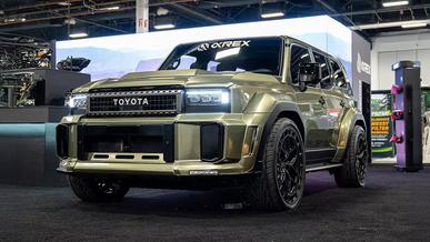 Liberty Walk тюнерлері жасаған Land Cruiser Prado