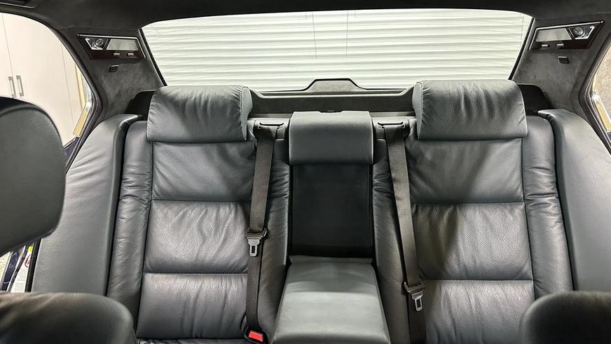BMW 750iL (E38) с пробегом всего 25 500 км продают на Kolesa.kz