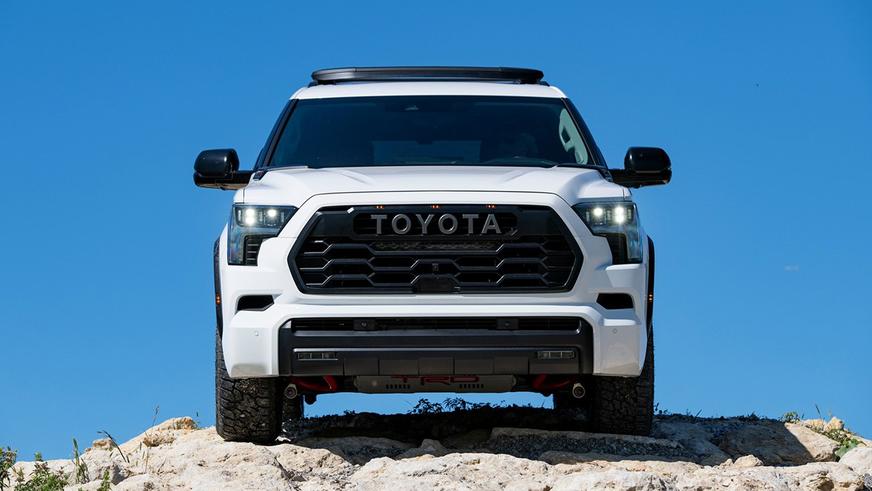 Названы цены на новую Toyota Sequoia