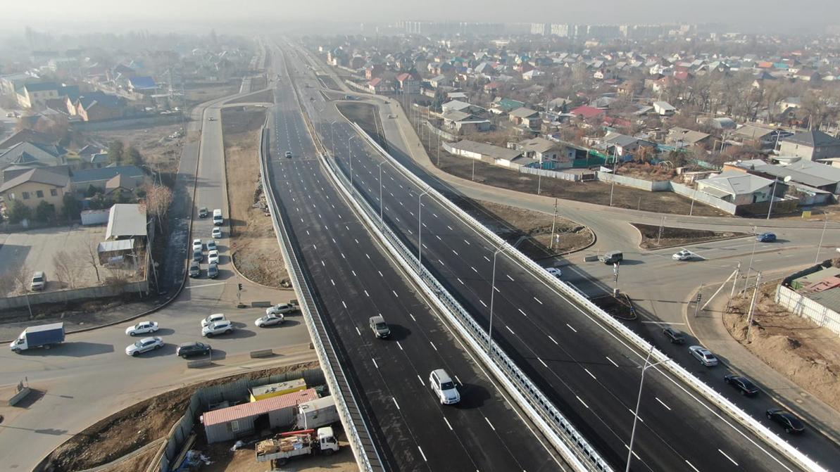 Алматыда Абай – Әшімов қиылысындағы көпір ашылды