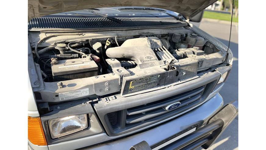 Пятёрка американских вэнов из объявлений на Kolesa.kz