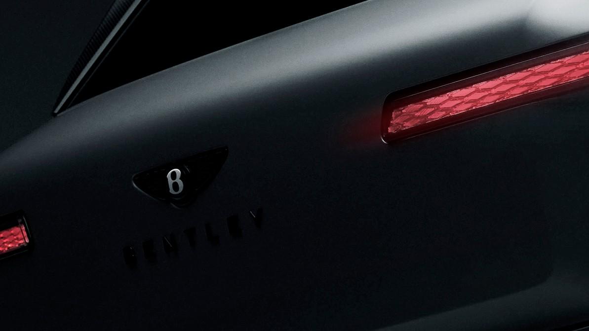 Оркестр озвучил батарейный Bentley Torcal