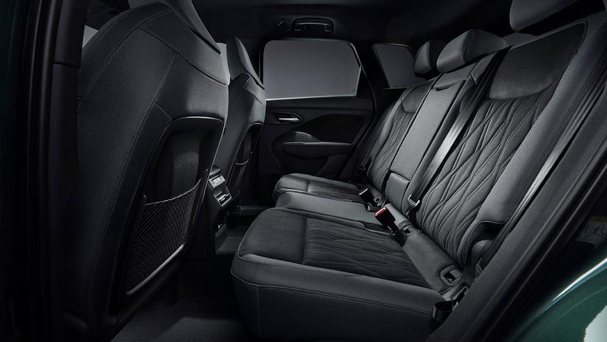 Представлен новый Audi Q3: гибриды и цифровой салон