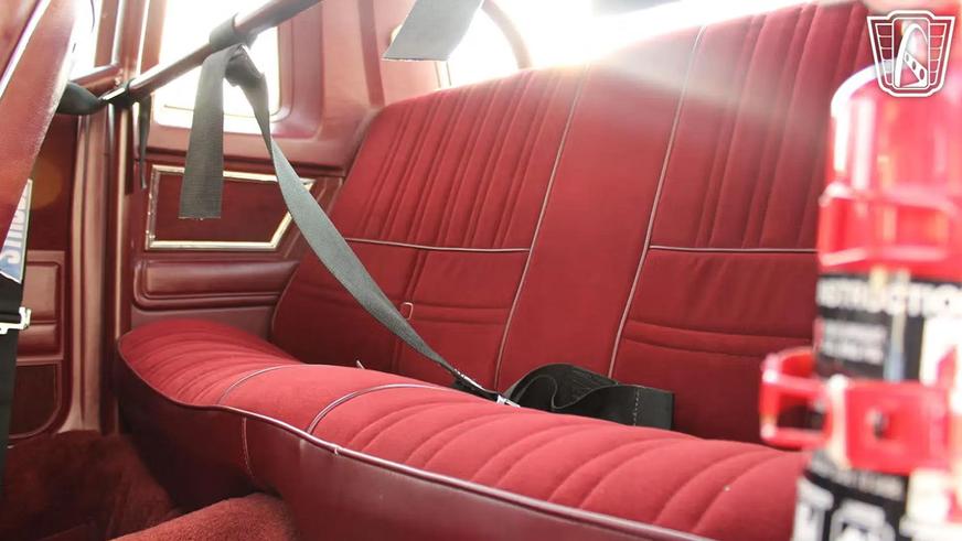 Фото дня: Oldsmobile с тремя рычагами КПП