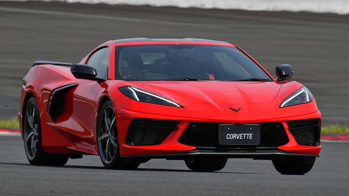 Праворульные Chevrolet Corvette добрались до Японии