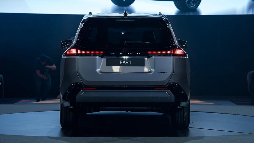 Toyota представила новый RAV4
