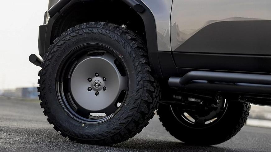 Японцы показали Land Cruiser 250 с 40-сантиметровым клиренсом