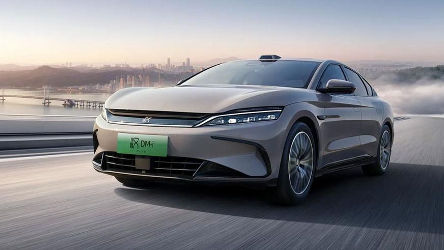 Представлено обновлённое семейство BYD Han: богаче и дешевле