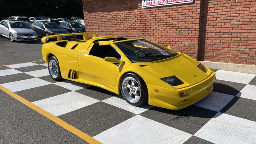 Старый Pontiac превратили в копию Lamborghini Diablo
