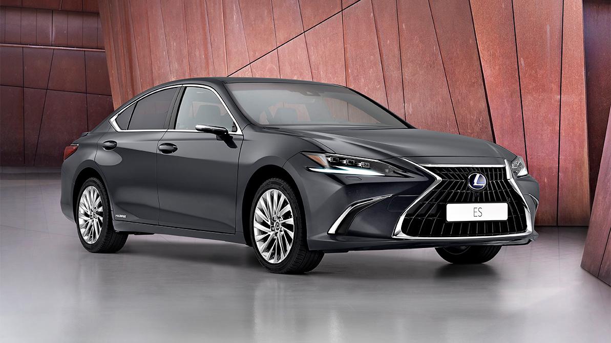Обновлённый Lexus ES тоже получил вариатор