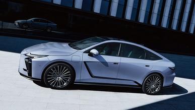 Новый Lexus ES. Теперь это и электромобиль тоже