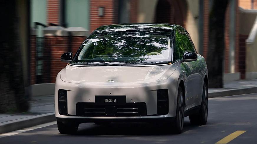 Представлен кроссовер Li Auto i8 – шесть мест и два мотора