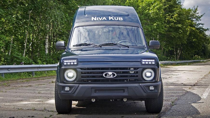 Lada Niva превратилась в фургон
