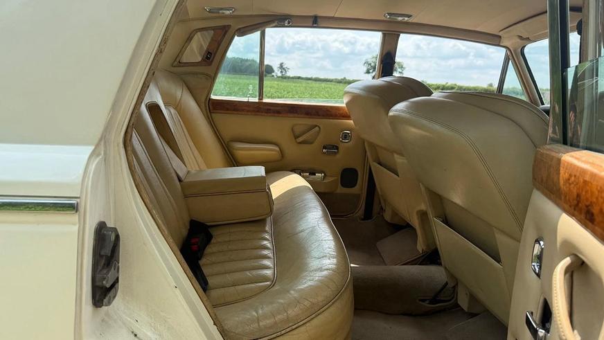 Седан Rolls-Royce на базе пикапа Mitsubishi L200 в продаже
