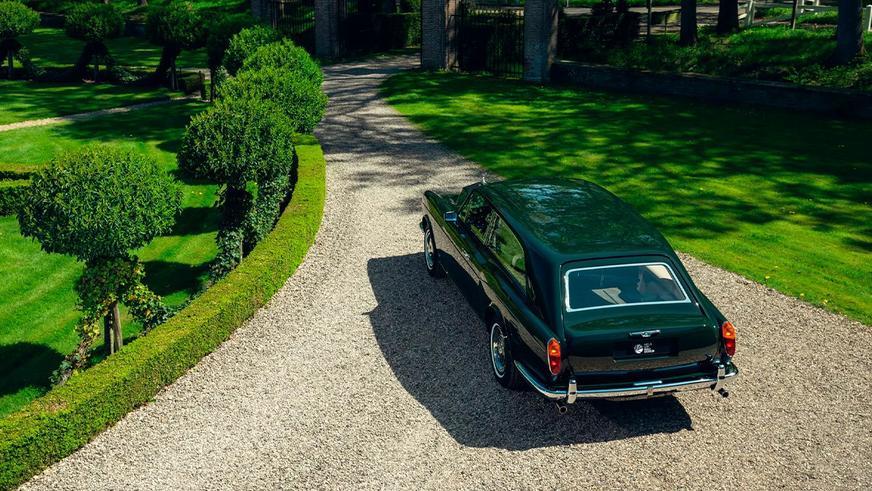 Старый Rolls-Royce Corniche стал необычным универсалом