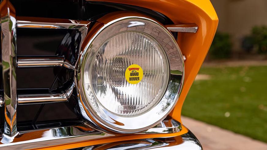 С молотка уйдёт пикап Ford с 10-литровым мотором и турбинами в кузове