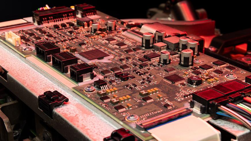 Первая электрическая Ferrari наберёт сотню за 2.5 секунды