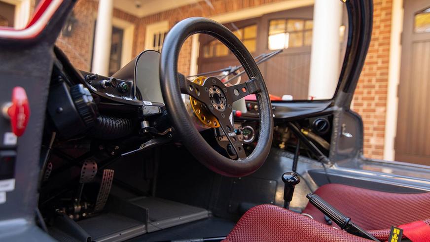 Титулованный Porsche 906 продали за 2.2 млн долларов
