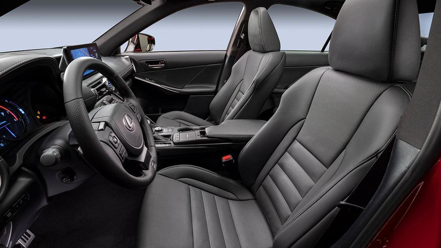 Анонсирована финальная версия седана Lexus IS