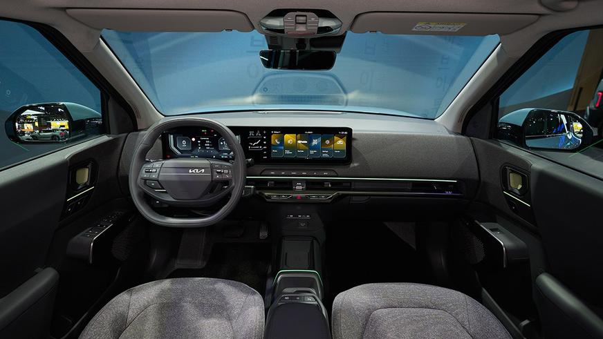 Kia привезла в Европу серийный EV2