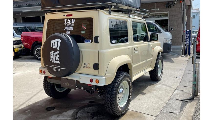 Консервативность нового уровня: Suzuki Jimny в ретростиле