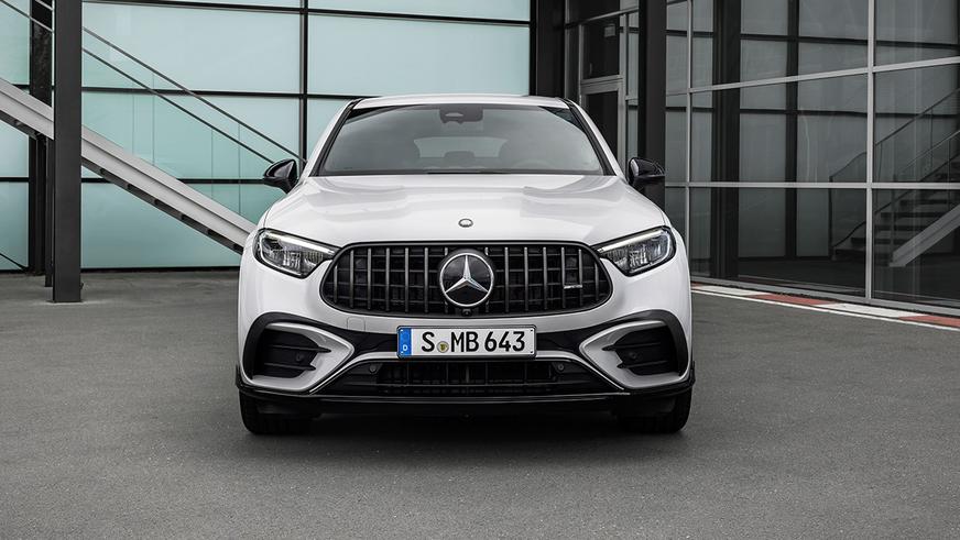 Кросс-купе Mercedes-Benz GLC получило сразу две версии от AMG