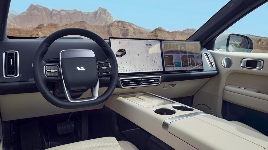 Автосалоны Li Auto открылись в Астане и Алматы