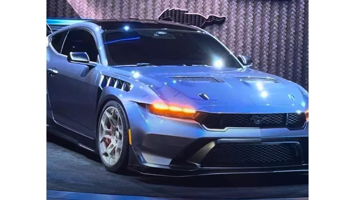 Ford Mustang получит очень быструю версию
