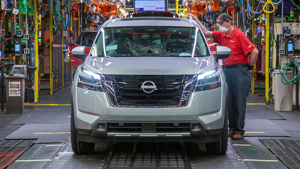 nissan-pathfinder-main