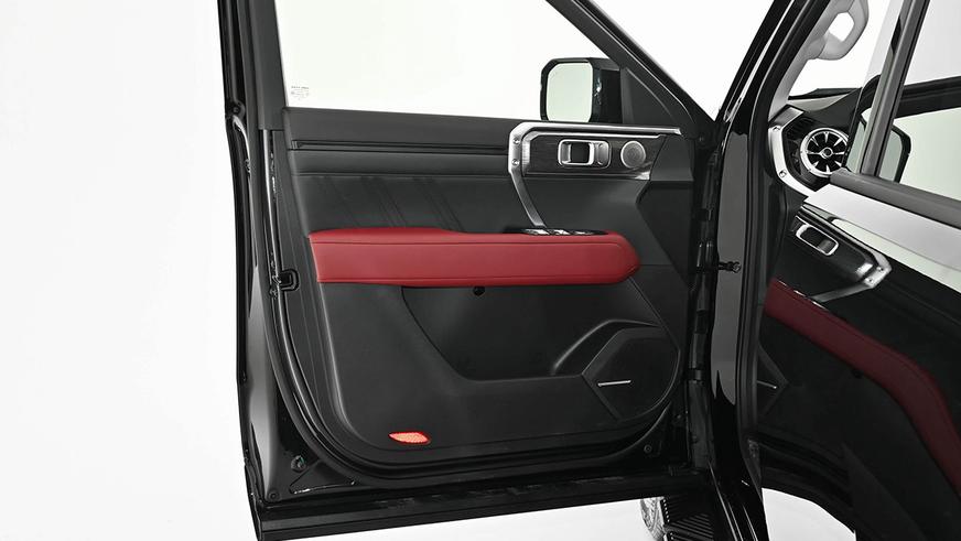 В КНР назвали цену сверхмощного гибридного Tank 400