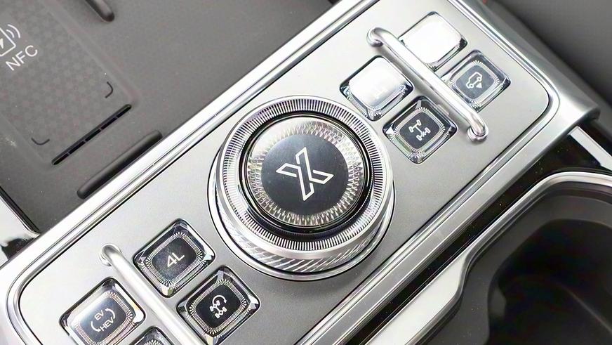 Новый Jetour стал первым автомобилем, форсировавшим реку Янцзы