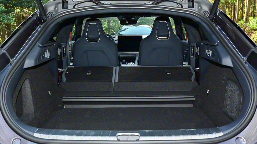 Обновлённый Zeekr 001 почти не подорожал в Китае